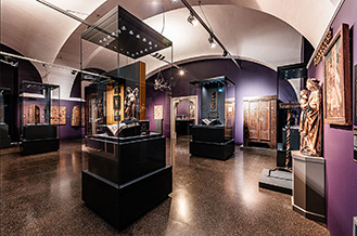 музей, выставка истории XV века 