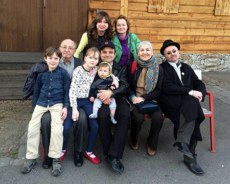 Игорь Малах с семьей