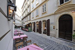 Открытые кафе в Вене 