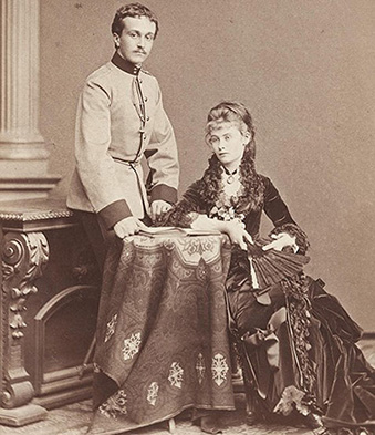 Дочь Элизабет, в замужестве герцогиня Браганса, с супругом