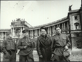 фотографии Евгения Халдея, 1945 год